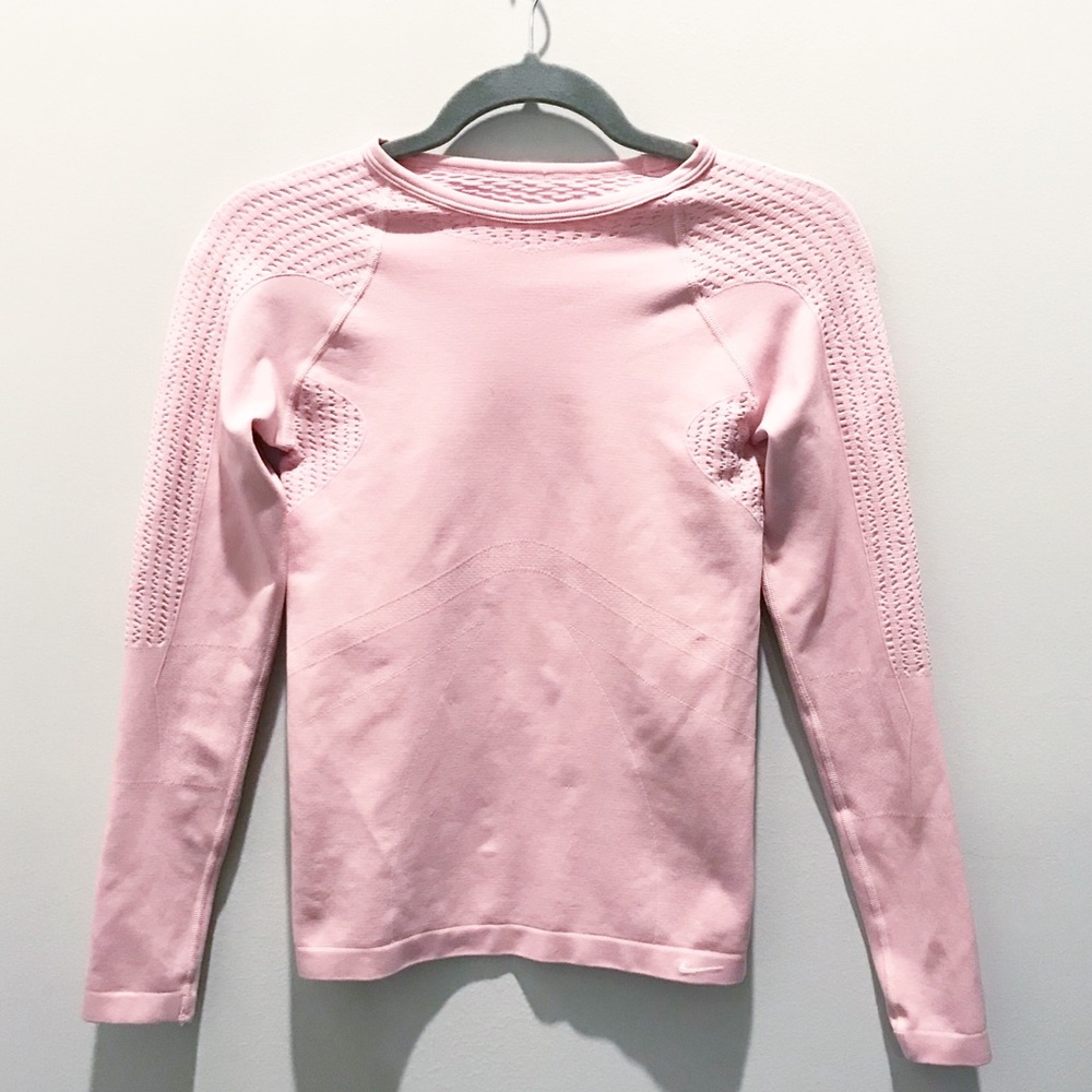 Women’s Pink Nike L/S Shirt-Sz S/M